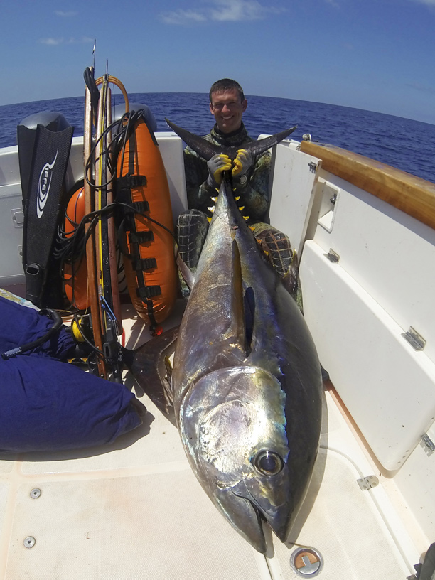 THINGS ARE FINALLY CLICKING SPEARFISHING IN HAWAII 